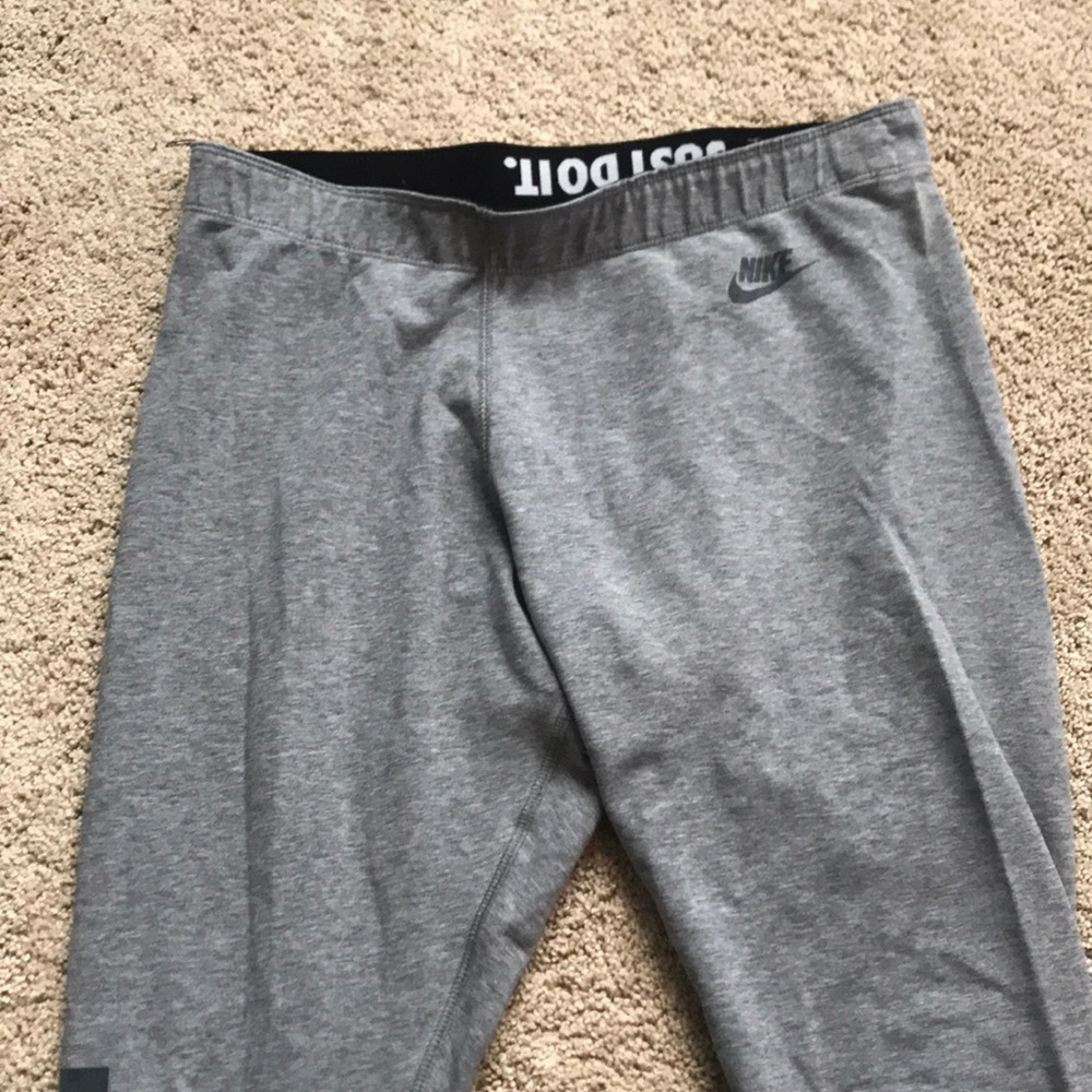 Nike leggings